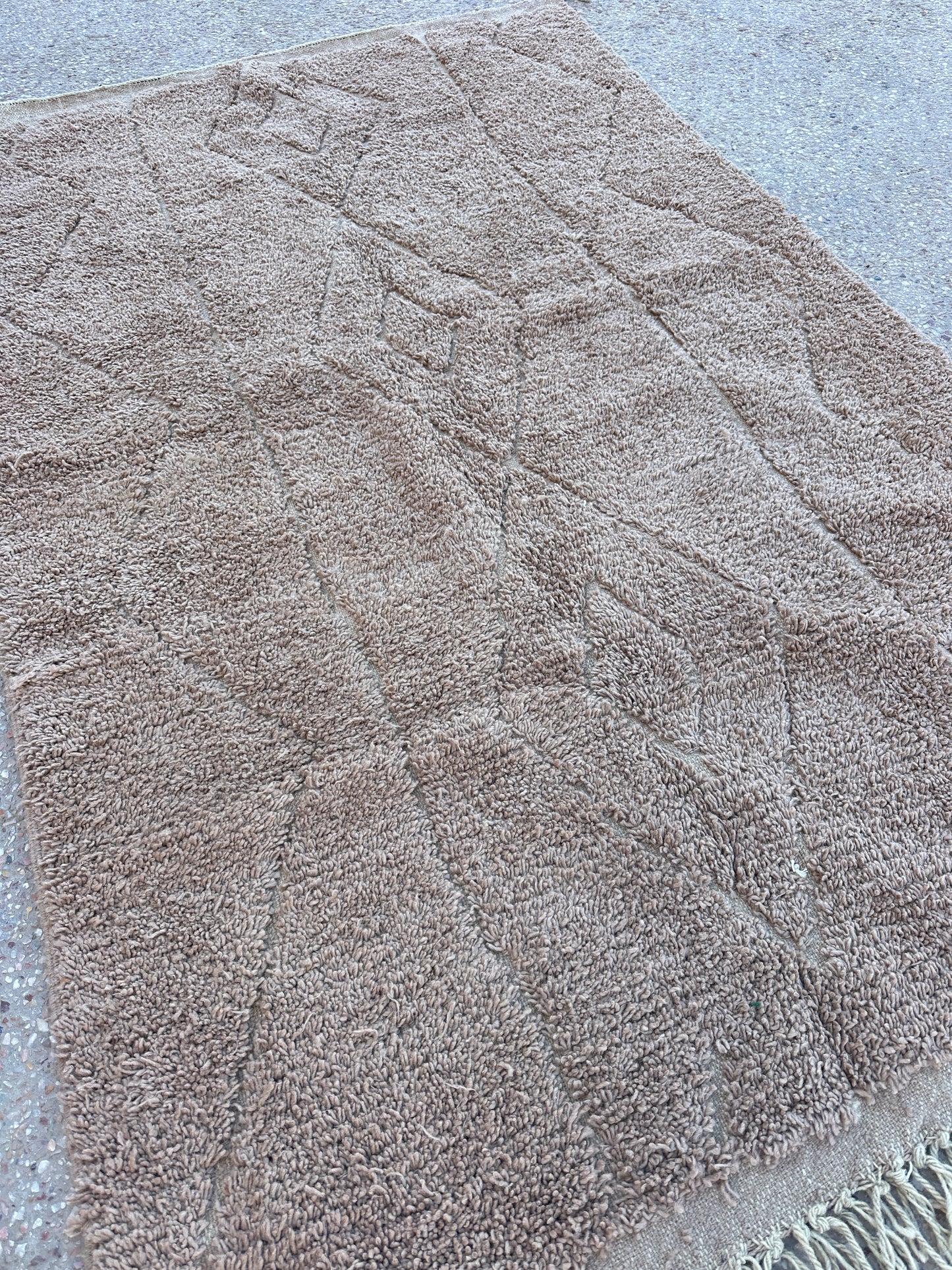 Beni Ouarain Rug size 250 x 150 cm || 8.2 x 4.92 ft