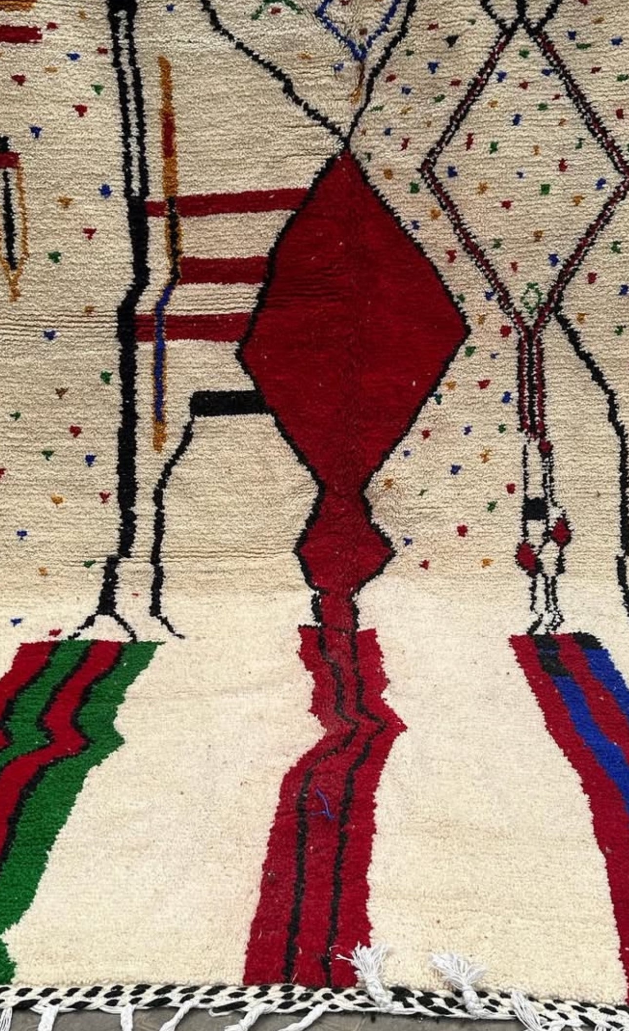 Azilal Rug, size 300 x 200 cm || 9.84 x 6.56 ft