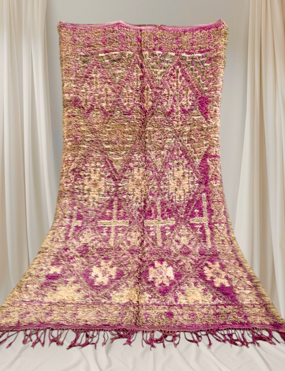 Vintage 1965s Handwoven Beni M'Guild Rug, 360 x 185 cm || 11,81 x 6,06 feet,
