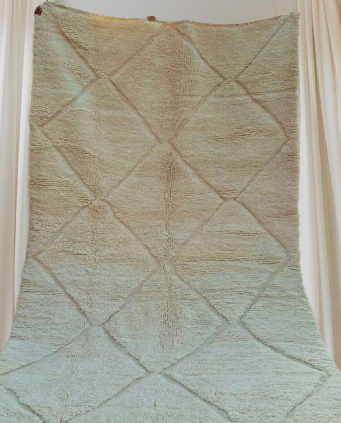 Beni Ouarain Rug size 250 x 150 cm || 8.2 x 4.92 ft