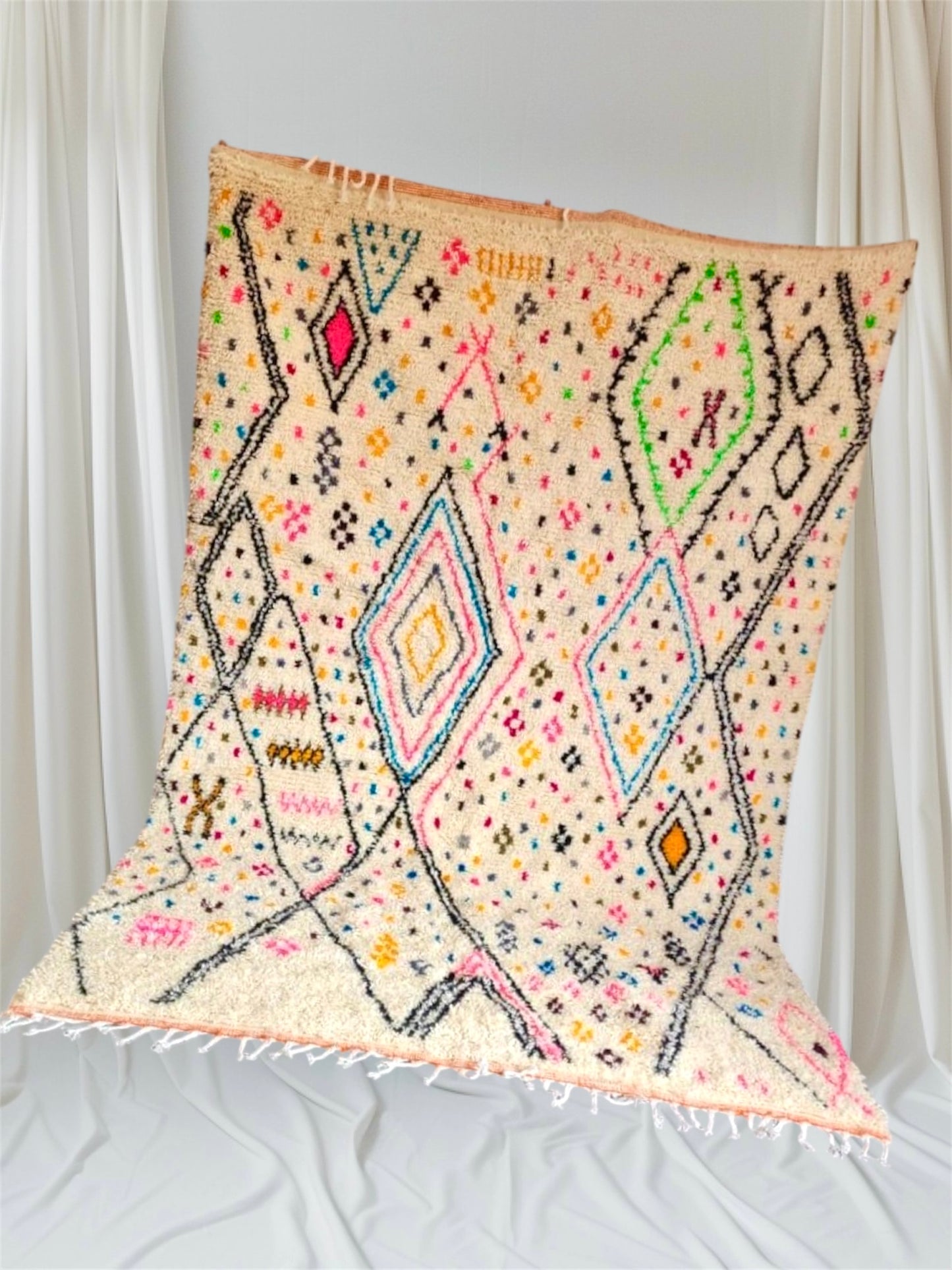 Handmade Azilal Rug, size 300 x 200 cm || 9.84 x 6.56 ft