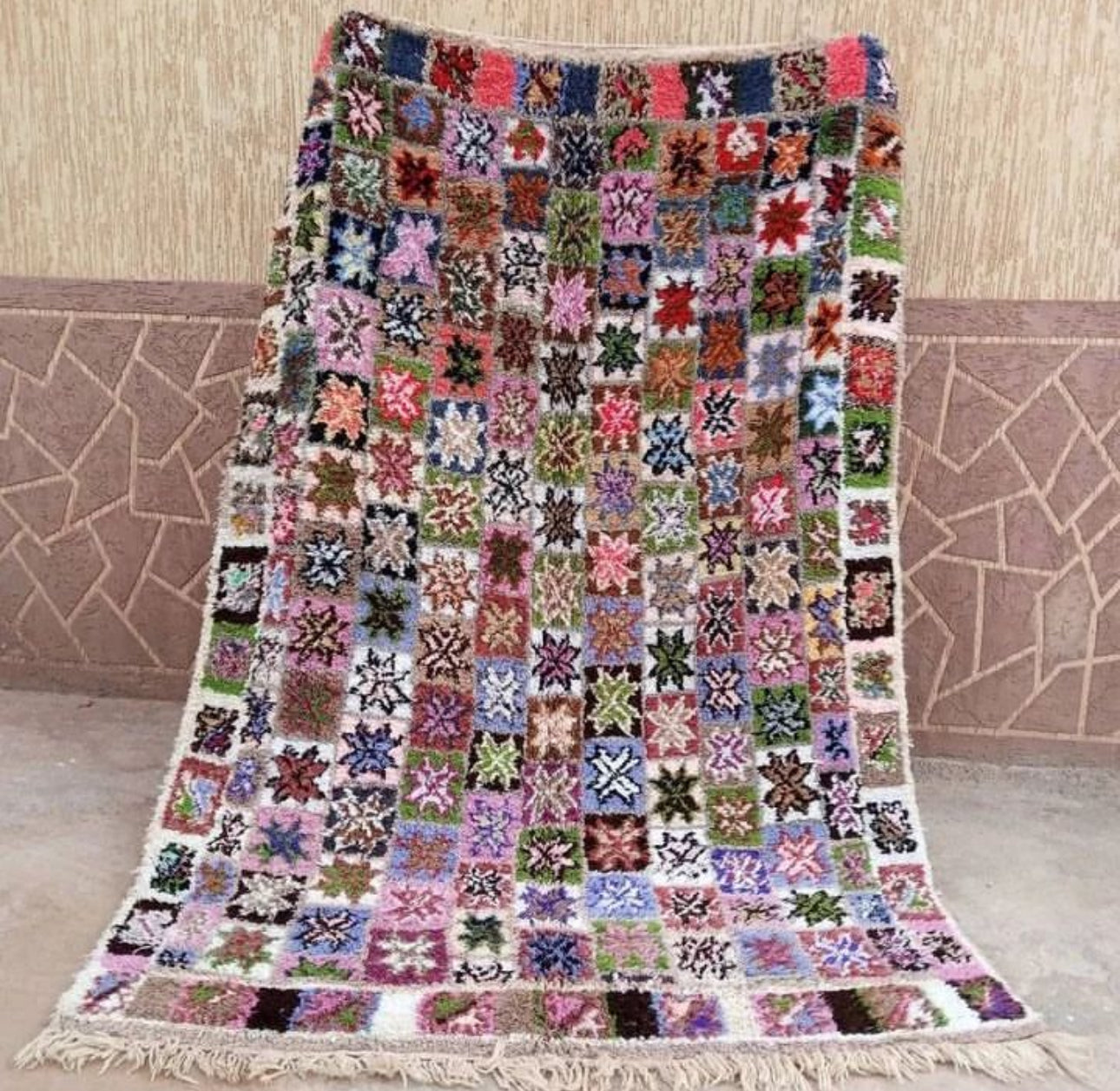 Beni Ouarain Rug size 250 x 150 cm || 8.2 x 4.92 ft