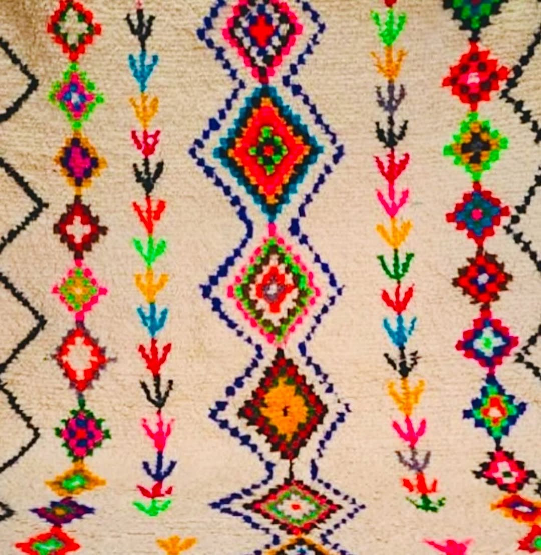 Azilal Rug, size 300 x 200 cm || 9.84 x 6.56 ft