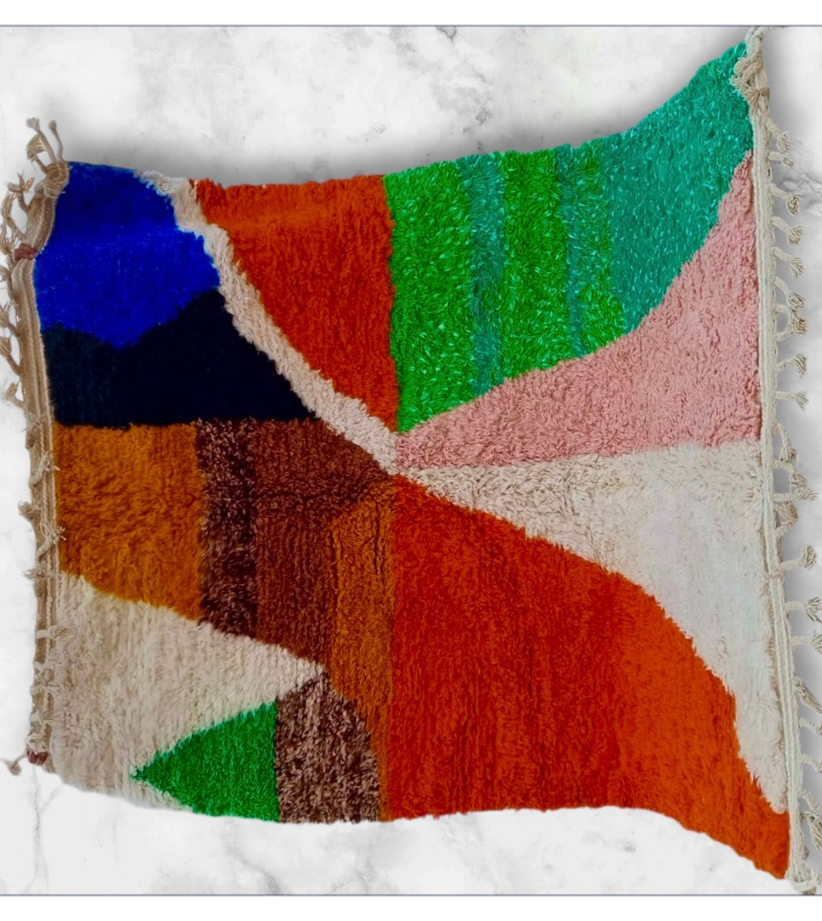 Beni Ouarain Rug size 250 x 150 cm || 8.2 x 4.92 ft