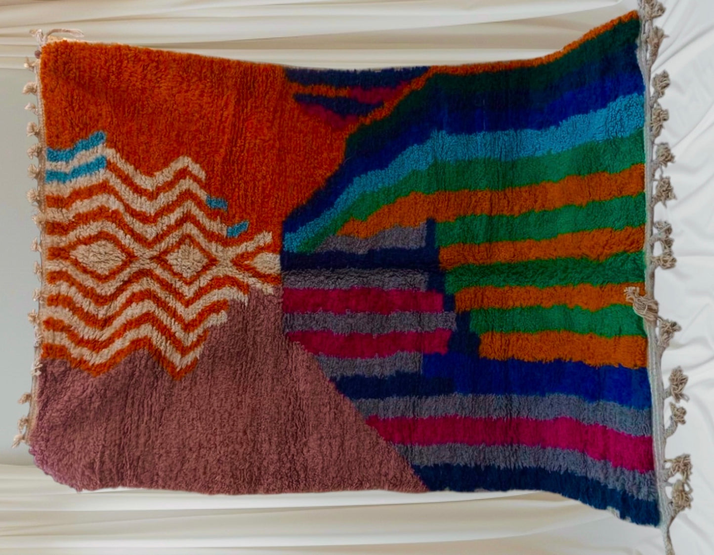 Beni Ouarain Rug size 250 x 150 cm || 8.2 x 4.92 ft