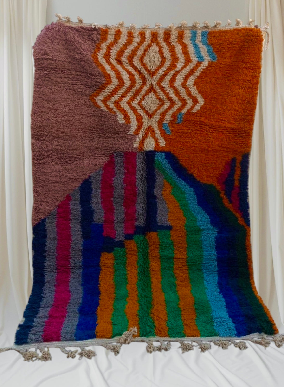 Beni Ouarain Rug size 250 x 150 cm || 8.2 x 4.92 ft
