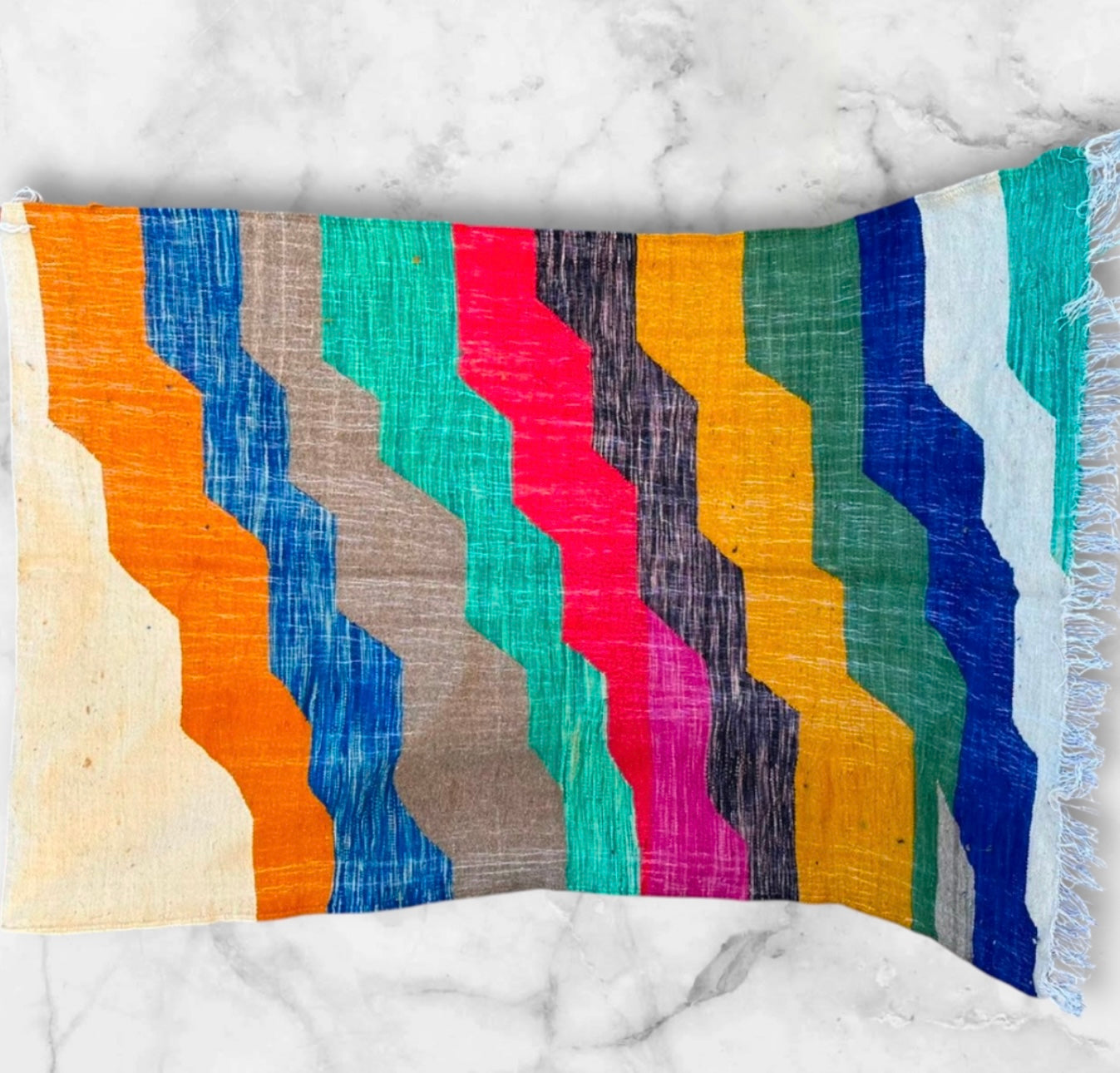 Kelim Rug size 250 x 150 cm || 8.2 x 4.92 ft