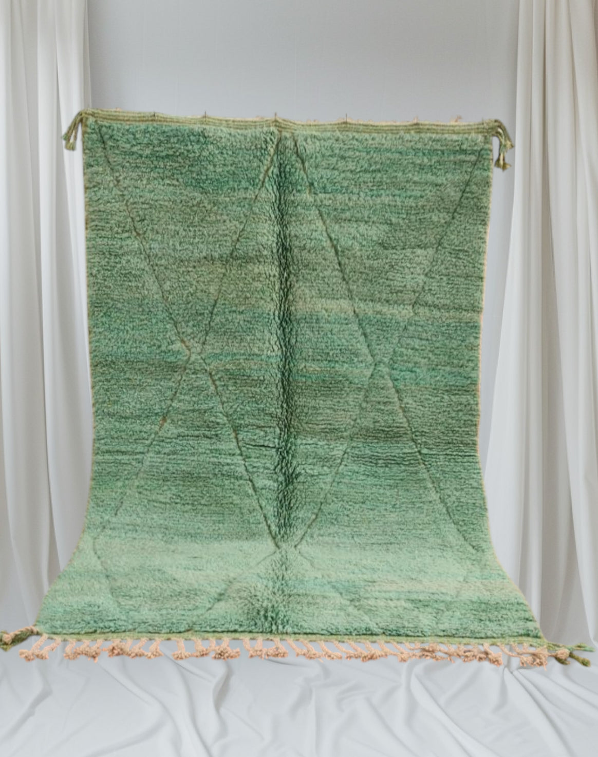 Beni Ouarain Rug size 250 x 150 cm || 8.2 x 4.92 ft