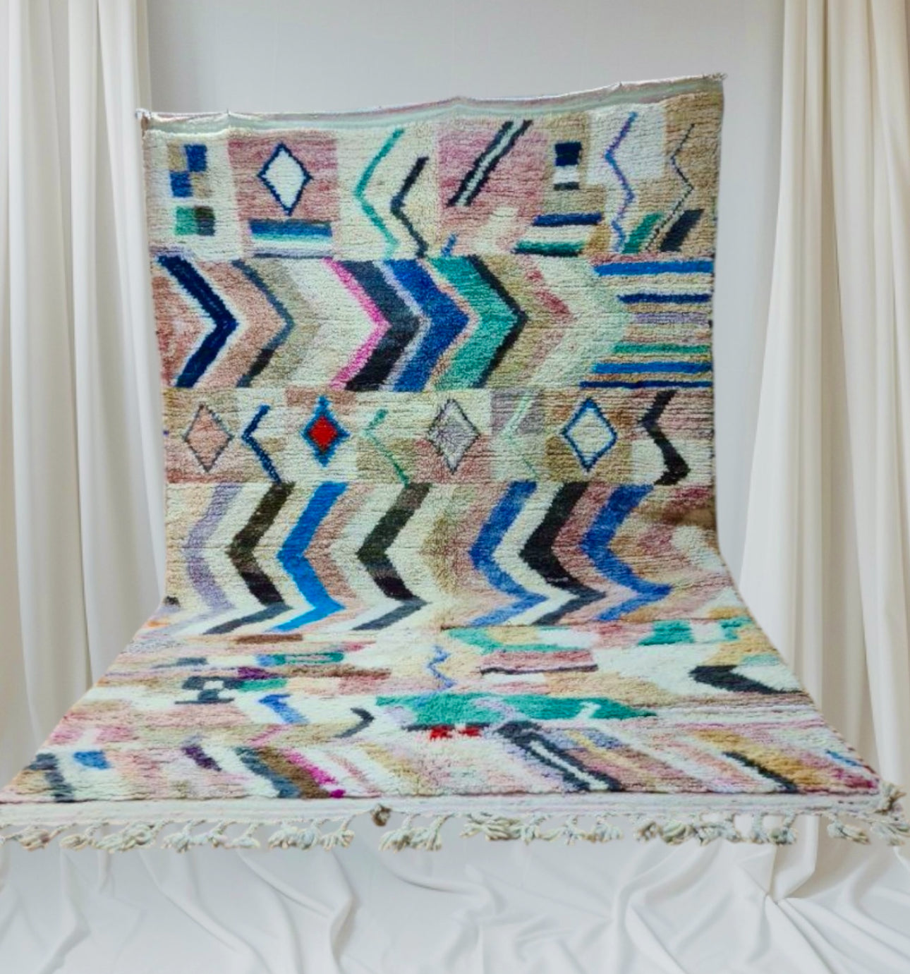 Handmade BOujaad Rug, size 300 x 200 cm || 9.84 x 6.56 ft
