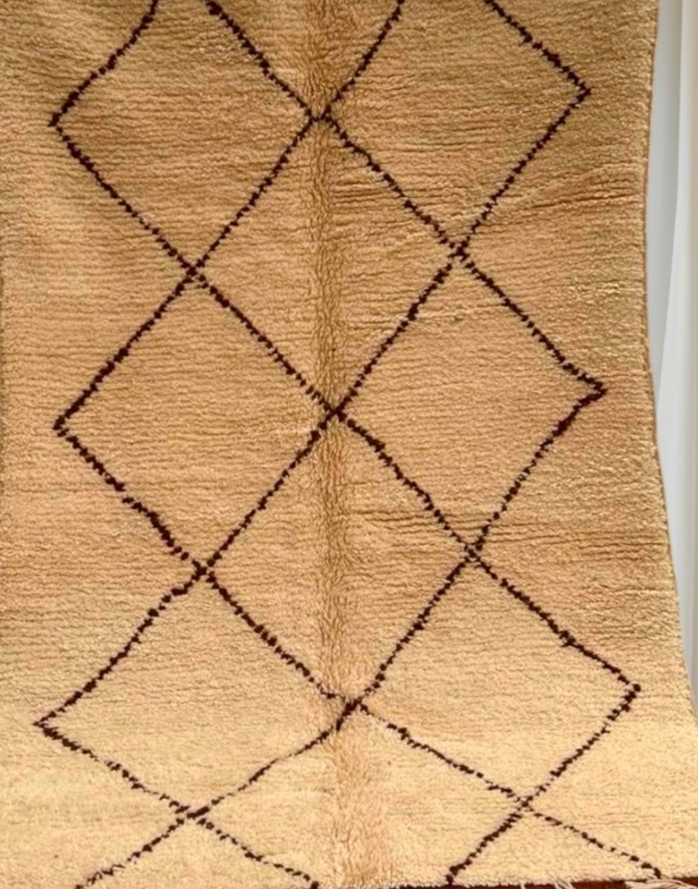 Beni Ouarain Rug size 250 x 150 cm || 8.2 x 4.92 ft