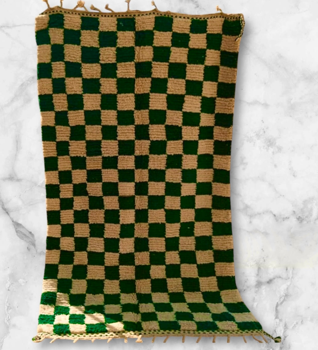 Beni Ouarain Rug size 250 x 150 cm || 8.2 x 4.92 ft