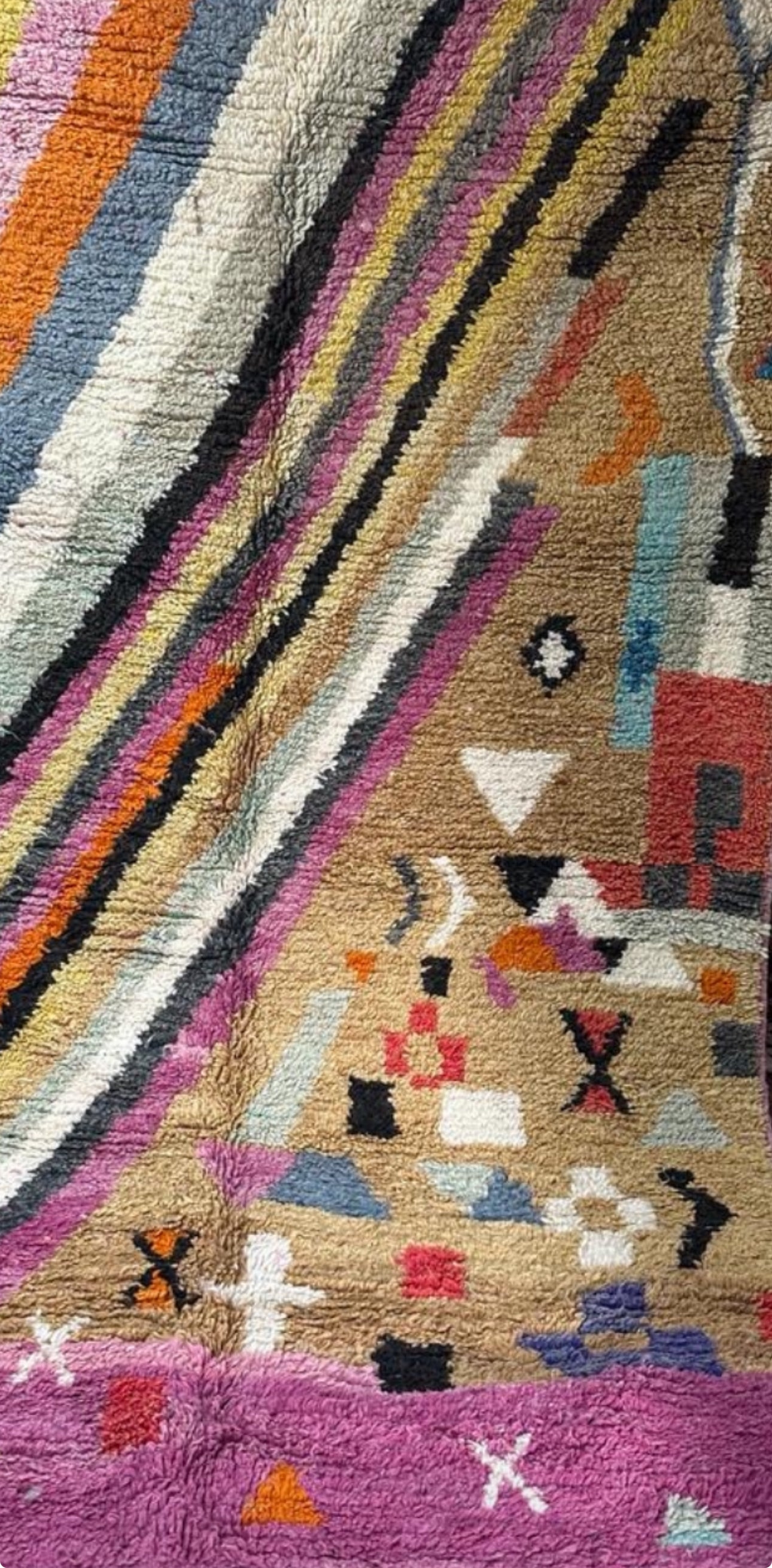 Beni Ouarain Rug size 250 x 150 cm || 8.2 x 4.92 ft