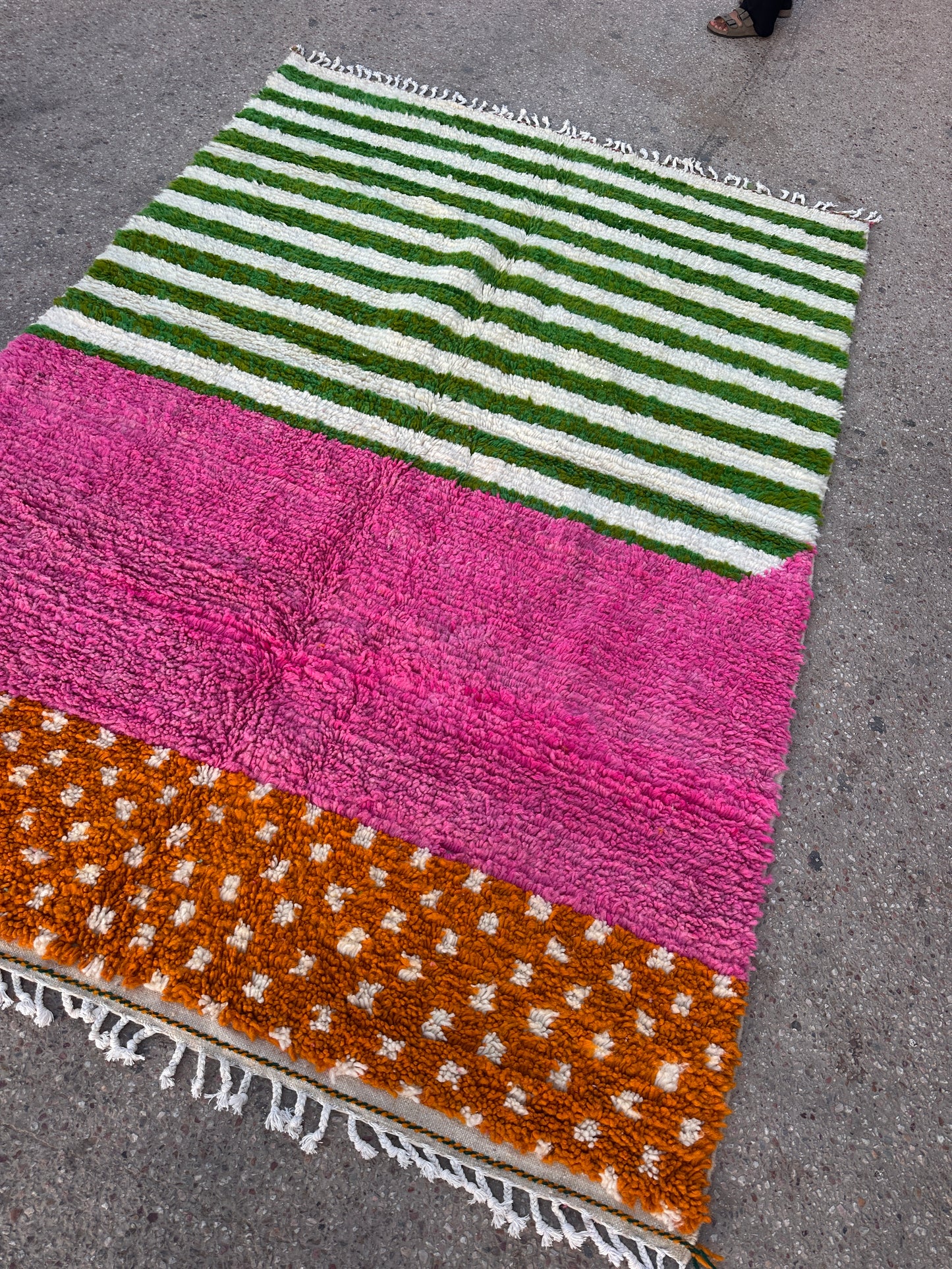 Handmade Azilal Rug, size 300 x 200 cm || 9.84 x 6.56 ft