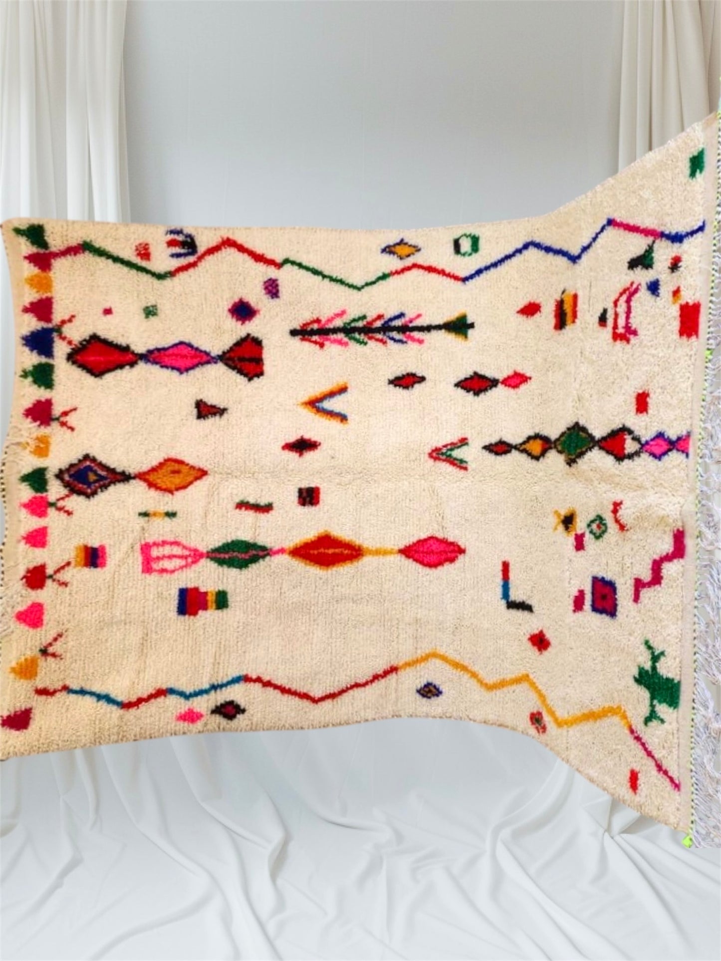 Handmade Azilal Rug, size 300 x 200 cm || 9.84 x 6.56 ft