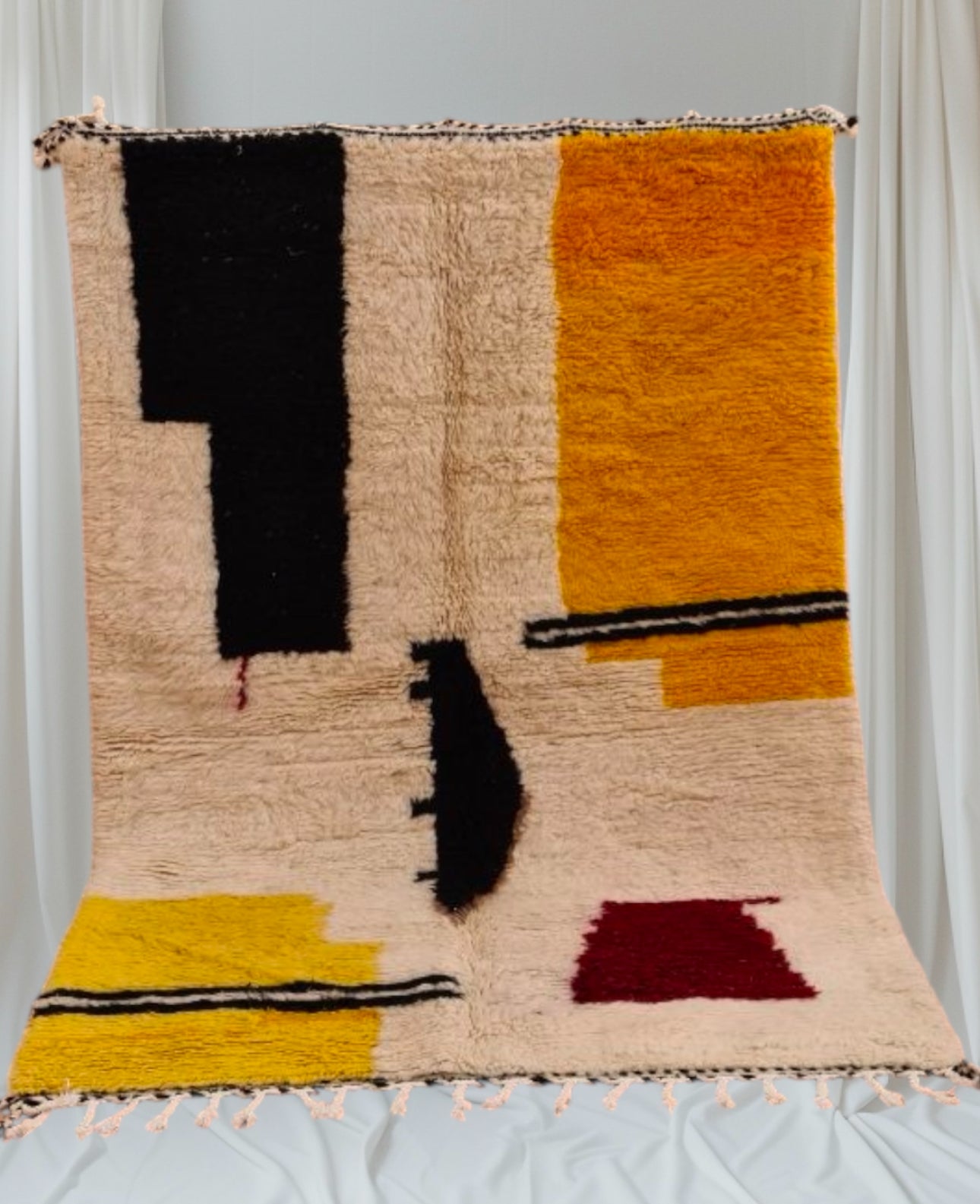 Beni Ouarain Rug size 250 x 150 cm || 8.2 x 4.92 ft