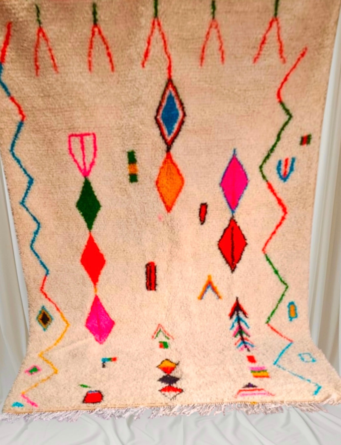 Azilal Rug, size 300 x 200 cm || 9.84 x 6.56 ft