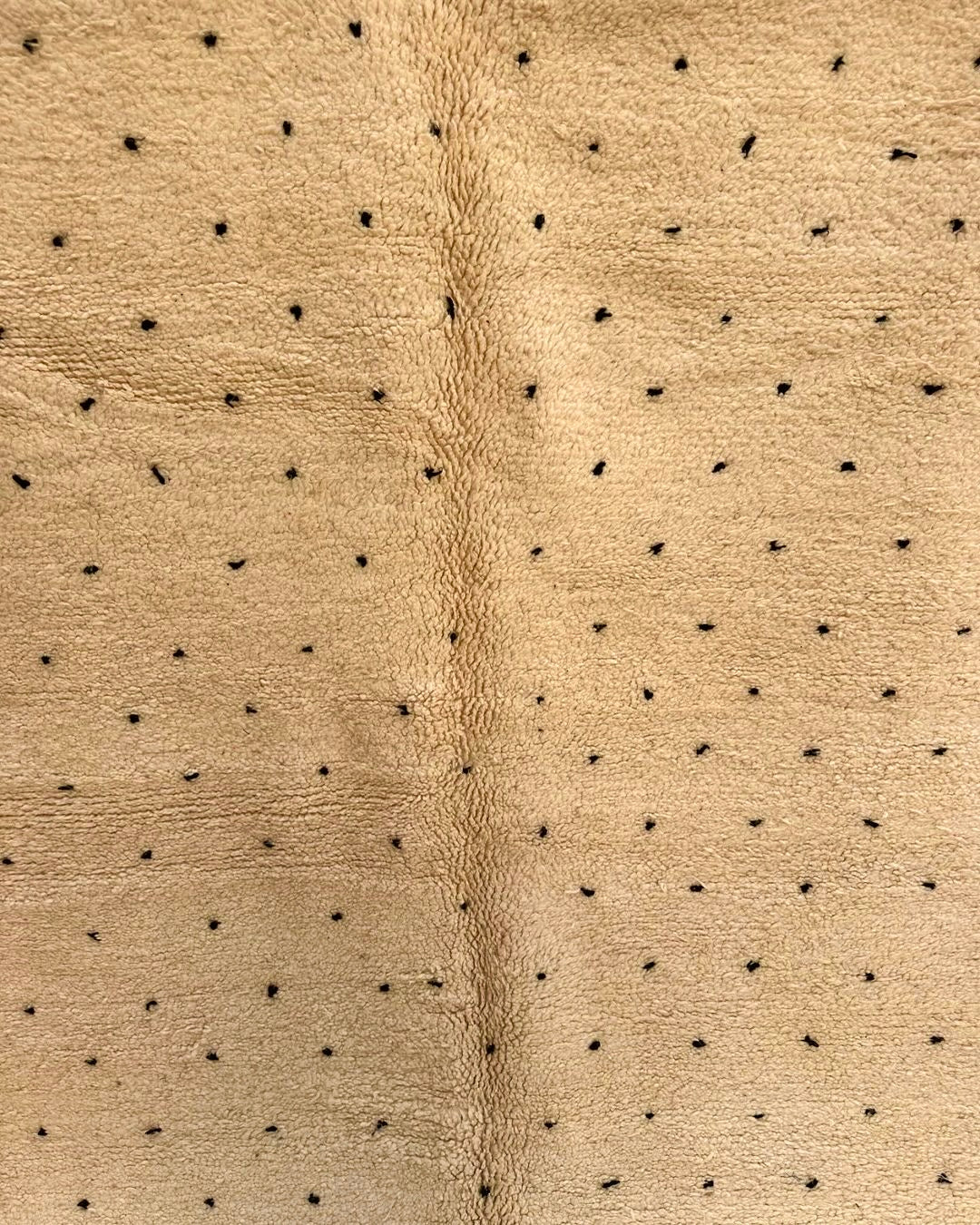 Beni Ouarain Rug size 250 x 150 cm || 8.2 x 4.92 ft