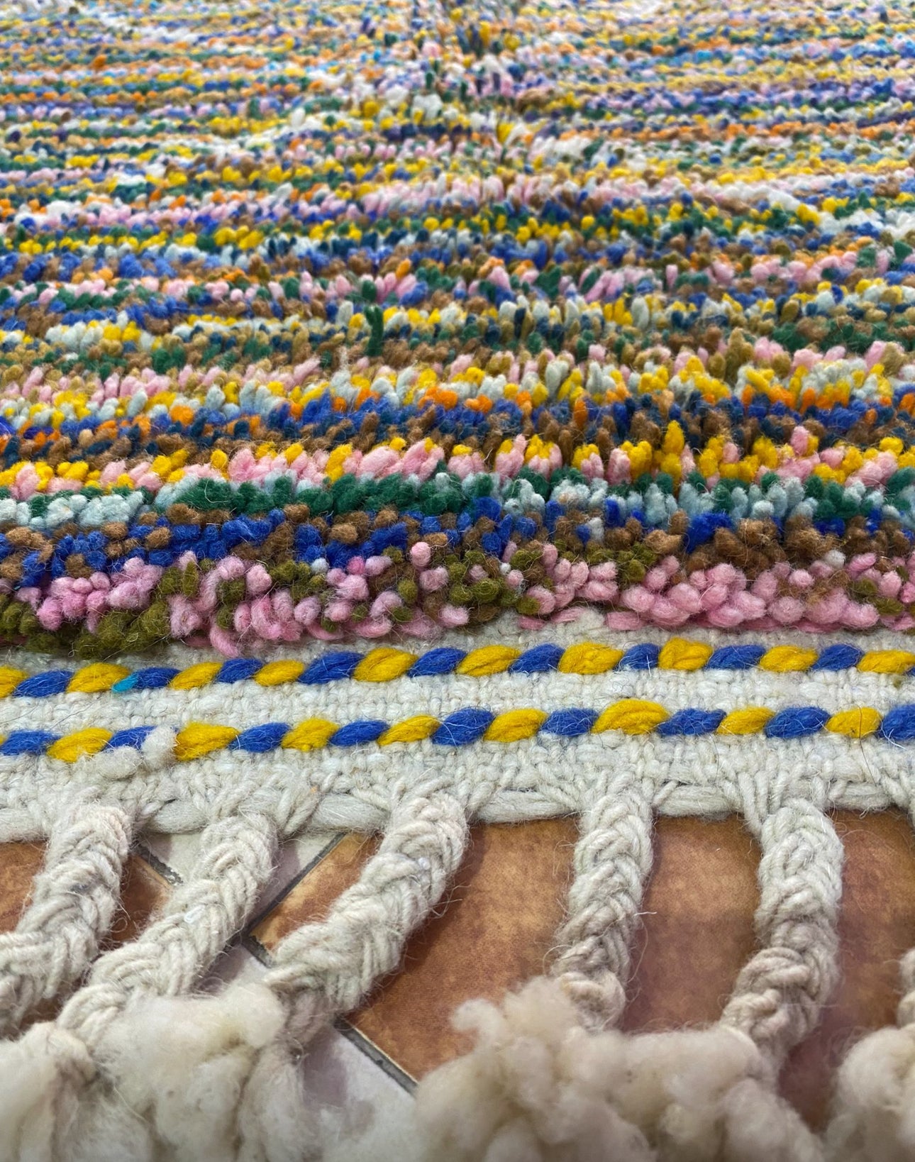 Handmade Azilal Rug, size 150 x 100 cm (4.92 x 3.28 ft)