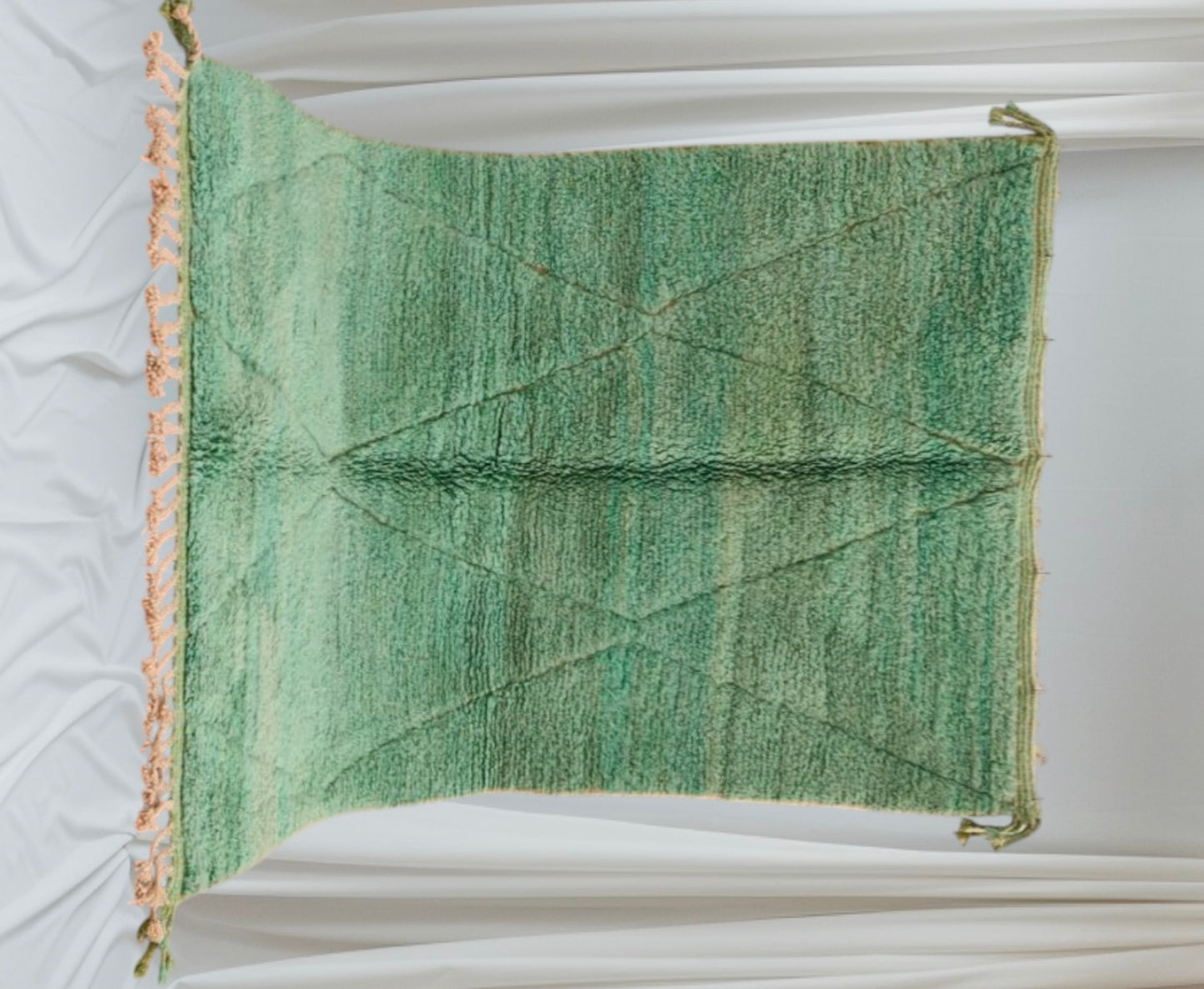 Beni Ouarain Rug size 250 x 150 cm || 8.2 x 4.92 ft