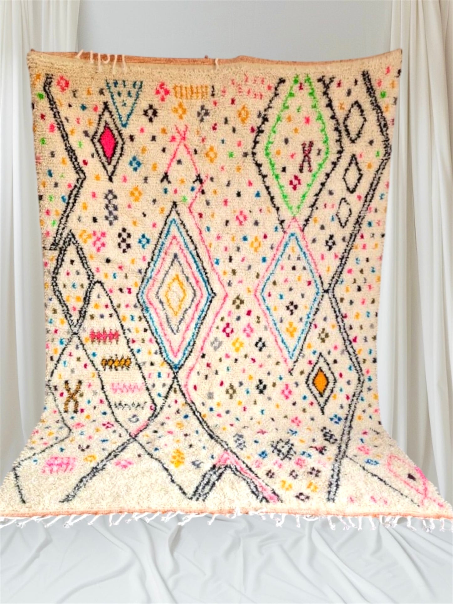 Handmade Azilal Rug, size 300 x 200 cm || 9.84 x 6.56 ft