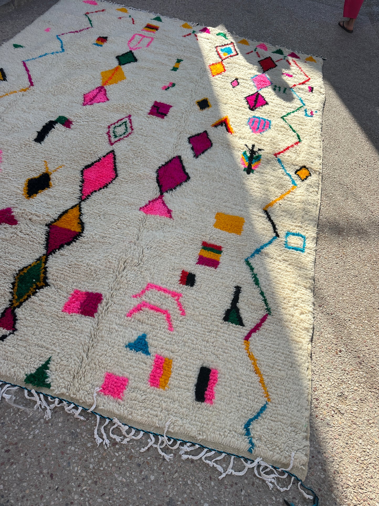 Handmade Azilal Rug, size 350 x 250 cm