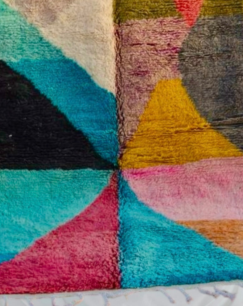 Beni Ouarain Rug size 250 x 150 cm || 8.2 x 4.92 ft