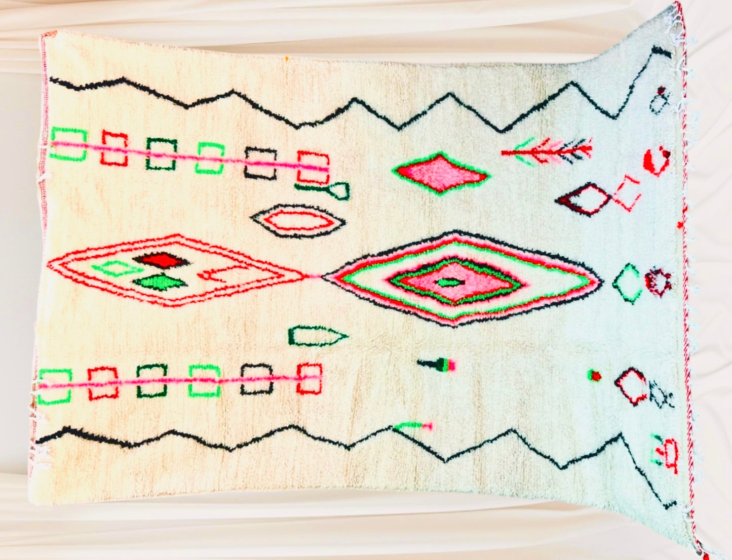 Azilal Rug, size 300 x 200 cm || 9.84 x 6.56 ft