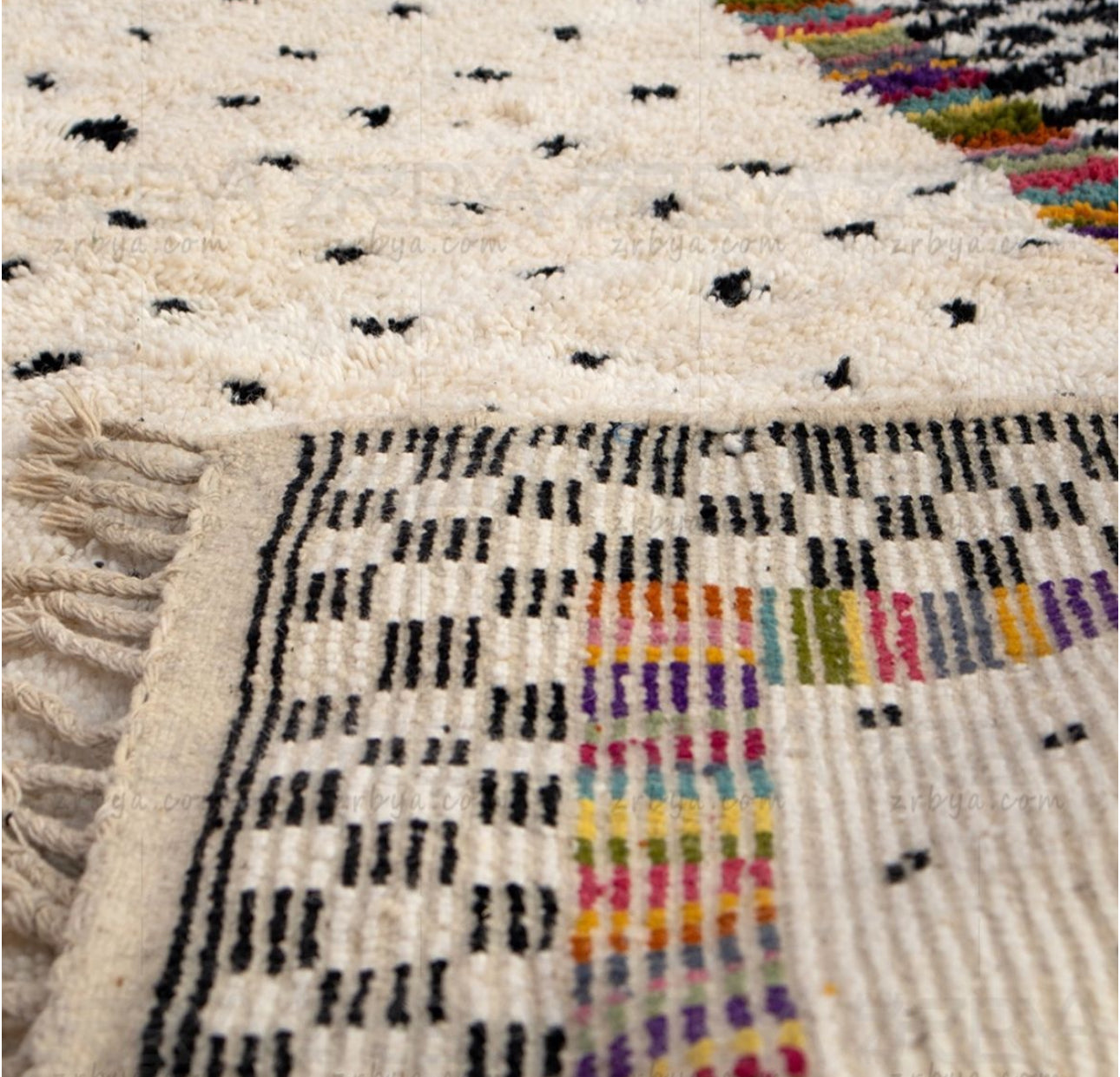 Beni Ouarain Rug size 250 x 150 cm || 8.2 x 4.92 ft