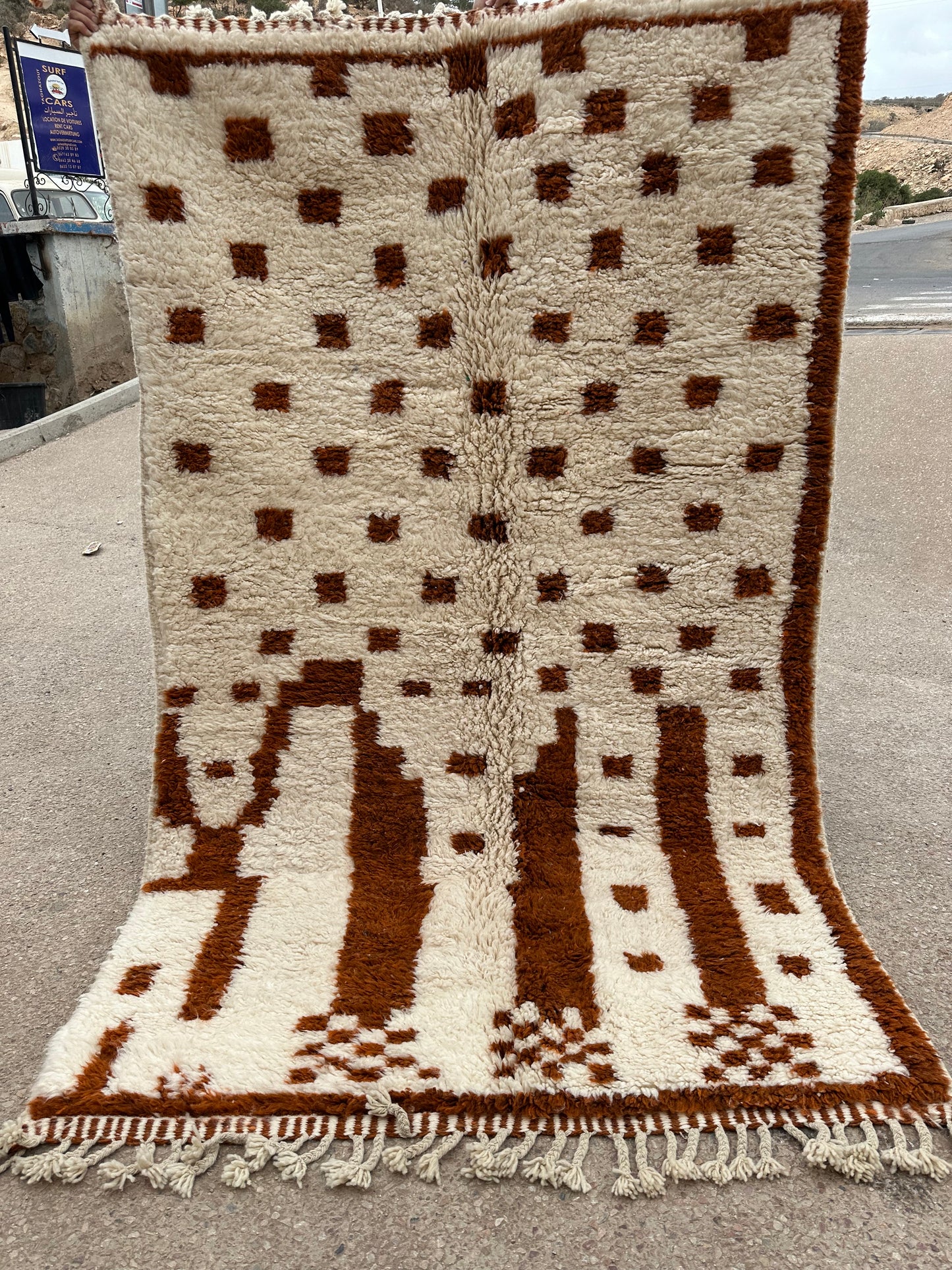 Beni Ouarain Rug size 250 x 150 cm || 8.2 x 4.92 ft