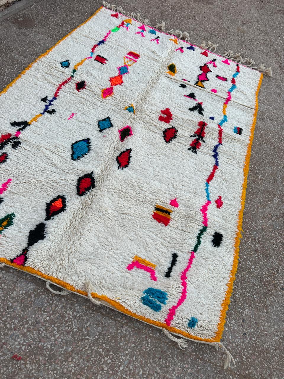 Handmade Azilal Rug, size 300 x 200 cm || 9.84 x 6.56 ft