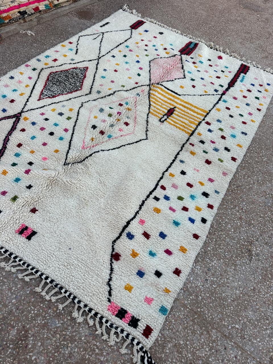 Handmade Azilal Rug, size 300 x 200 cm || 9.84 x 6.56 ft