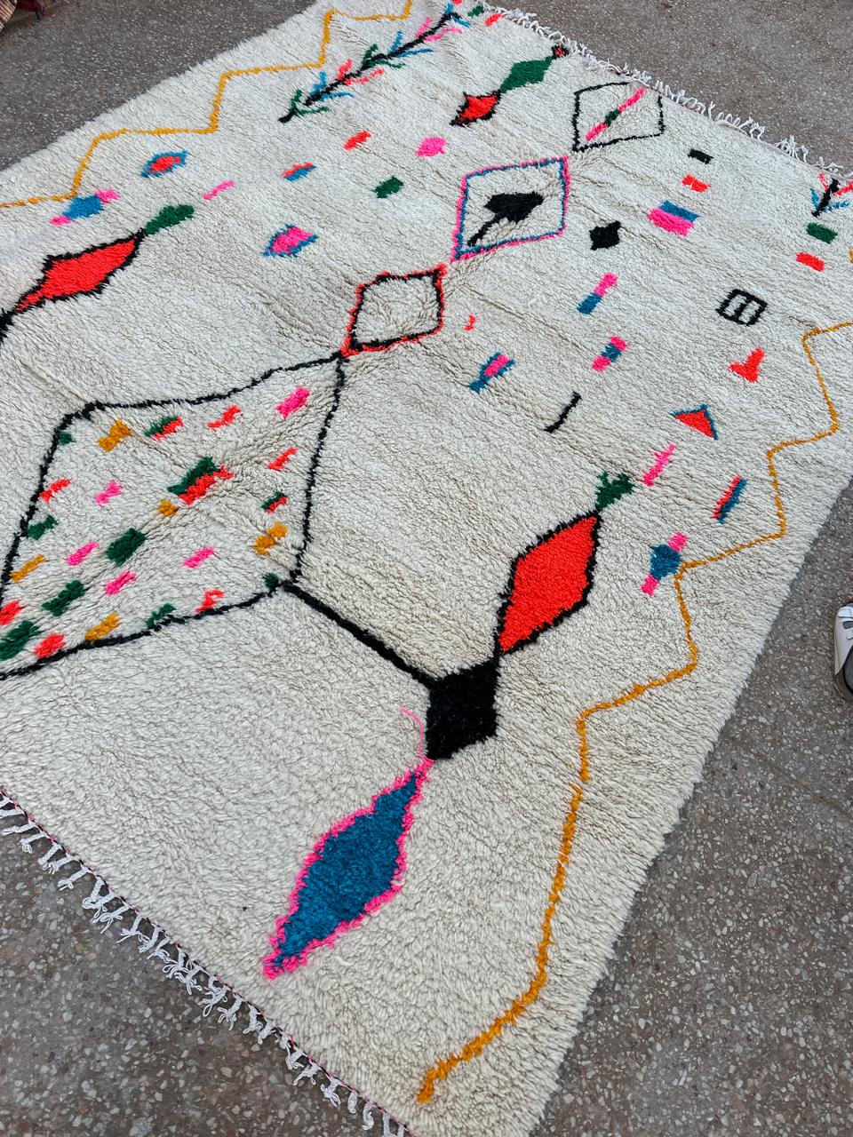 Handmade Azilal Rug, size 300 x 200 cm || 9.84 x 6.56 ft