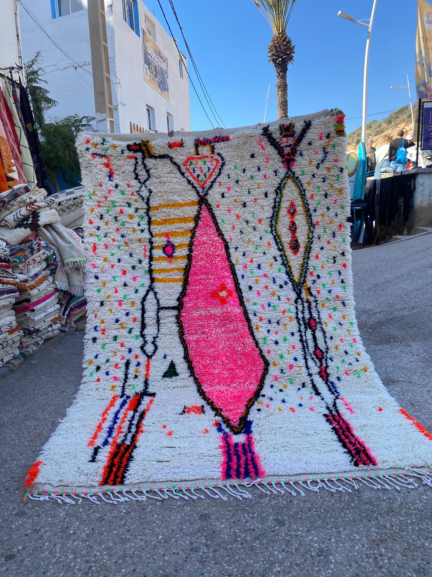 Handmade Azilal Rug, size 300 x 200 cm || 9.84 x 6.56 ft