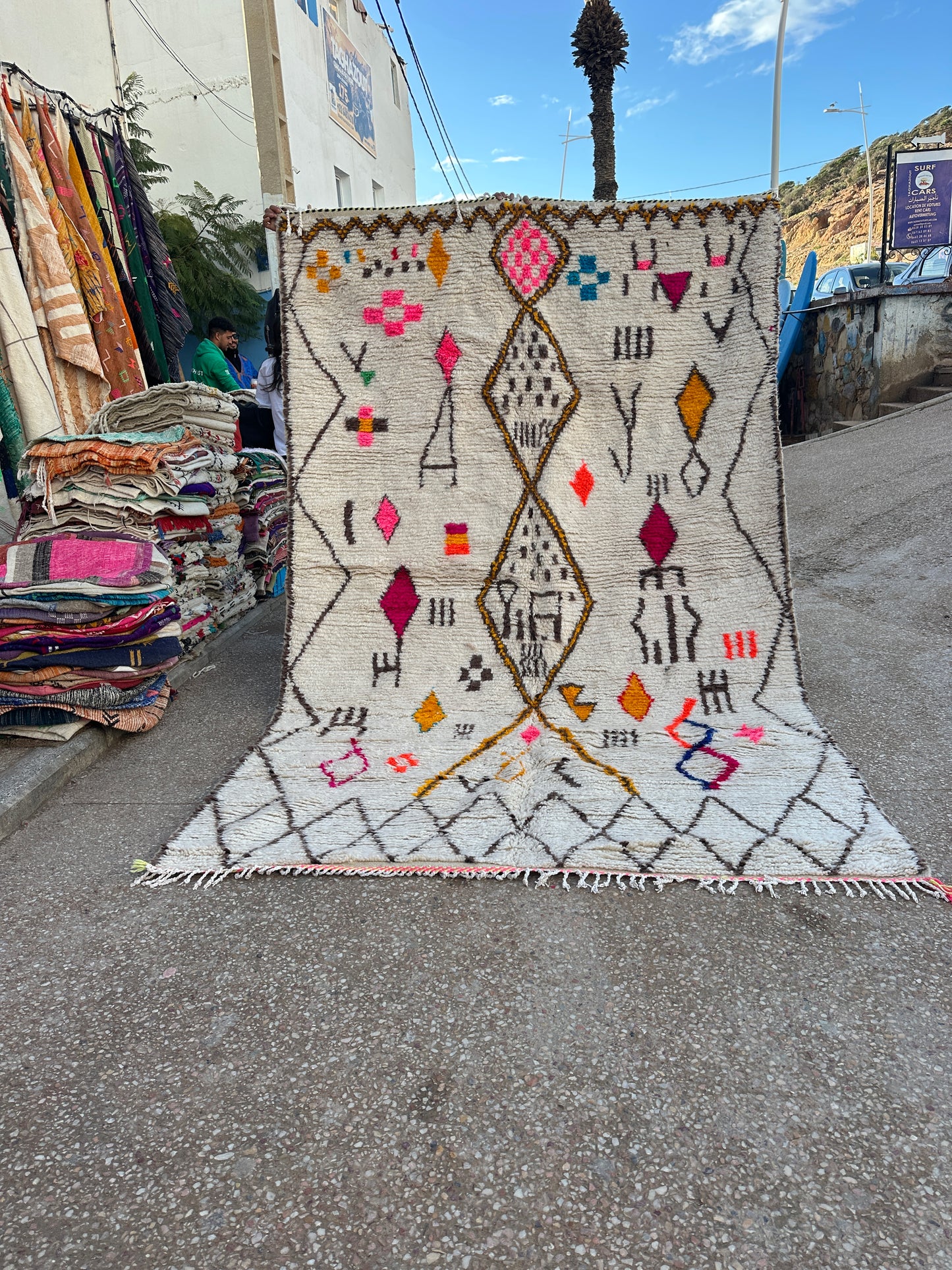 Azilal Rug, size 300 x 200 cm || 9.84 x 6.56 ft
