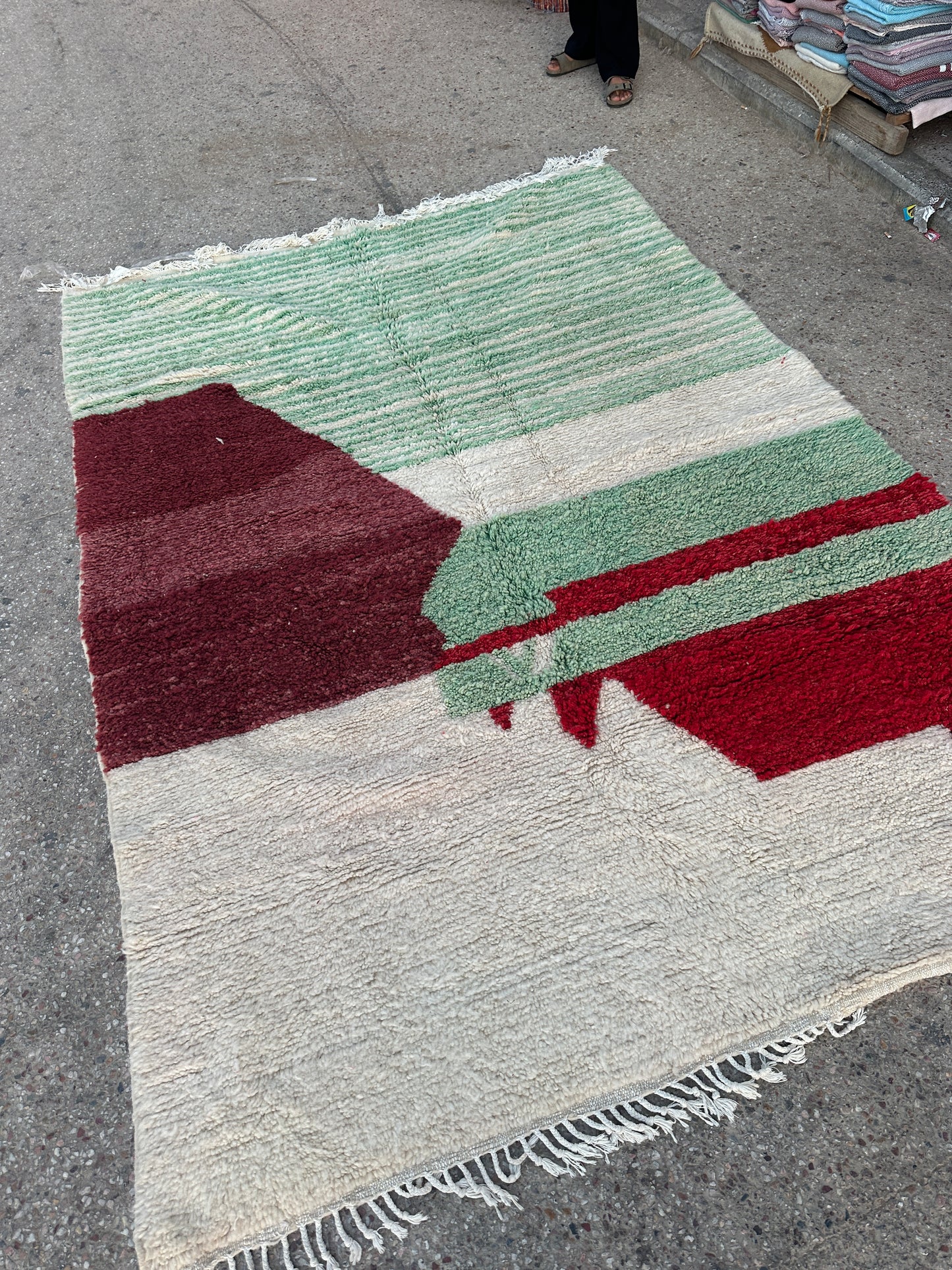 Handmade Azilal Rug, size 300 x 200 cm || 9.84 x 6.56 ft