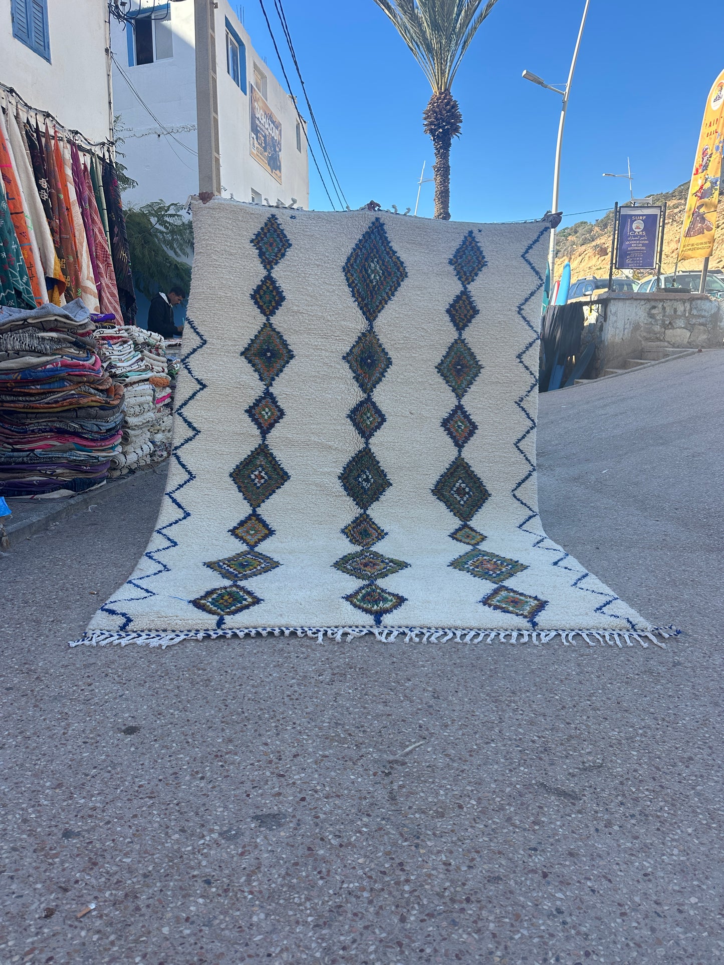 Azilal Rug, size 300 x 200 cm || 9.84 x 6.56 ft