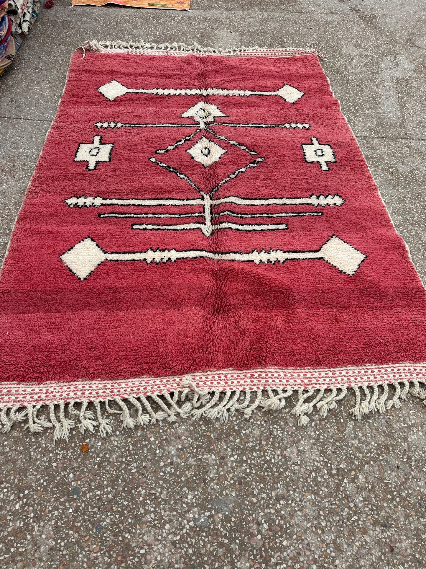 Azilal Rug, size 300 x 200 cm || 9.84 x 6.56 ft