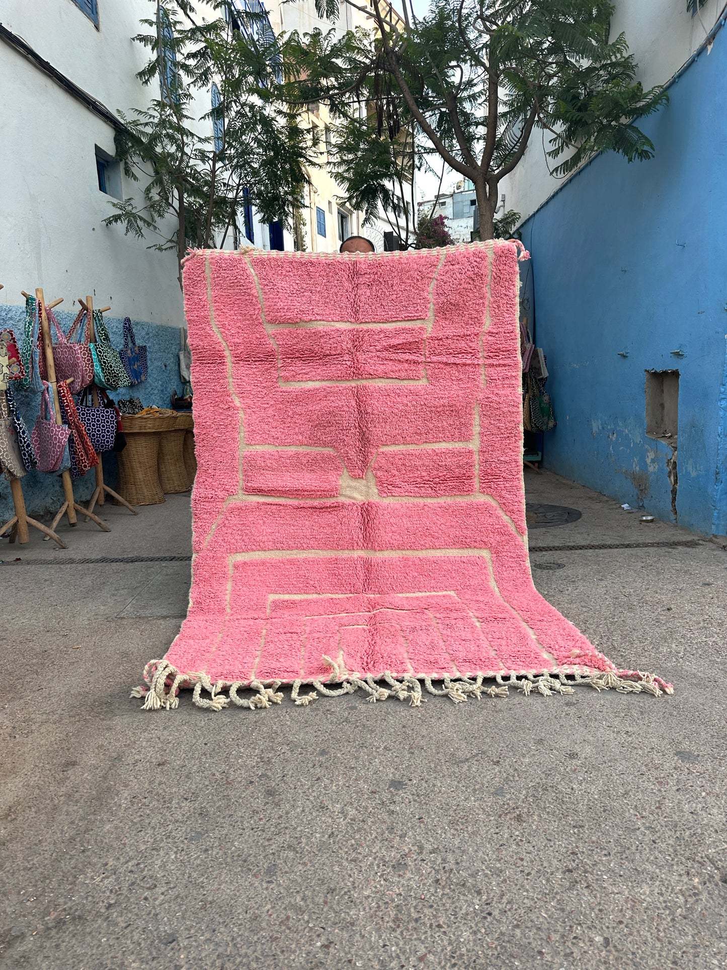 Handmade Beni Ouarain, size 250 x 150 cm || 8.2 x 4.92 ft