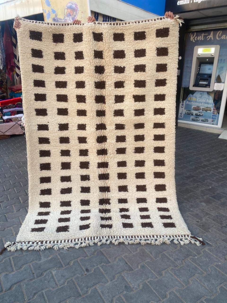 Beni Ouarain Rug size 250 x 150 cm || 8.2 x 4.92 ft
