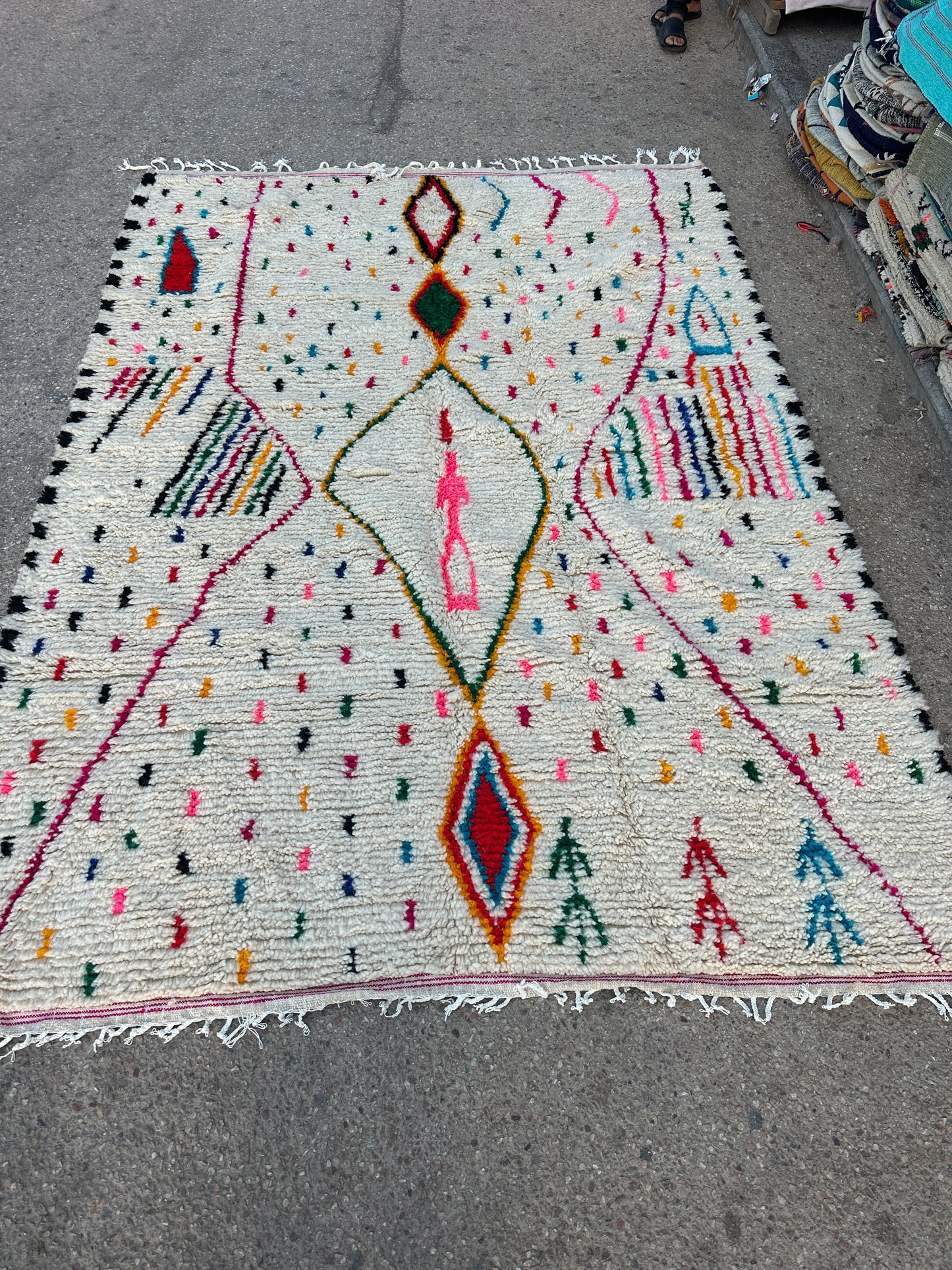 Handmade Azilal Rug, size 300 x 200 cm || 9.84 x 6.56 ft