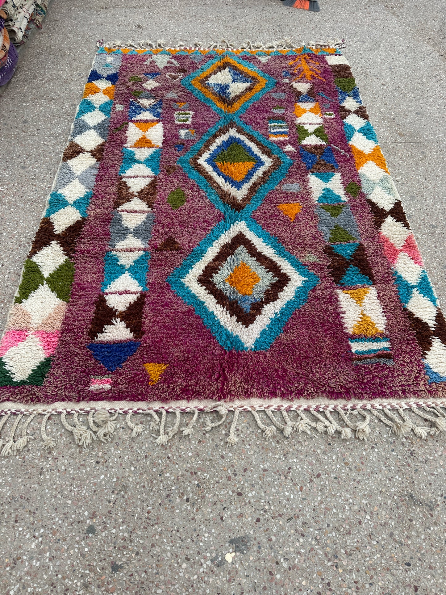 Handmade Azilal Rug, size 300 x 200 cm || 9.84 x 6.56 ft