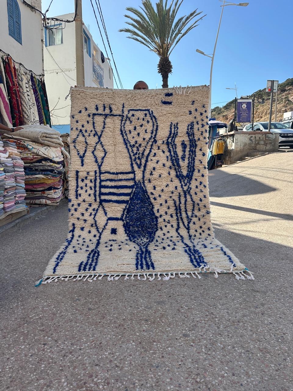 Handmade Azilal Rug, size 250 x 150 cm || 8.2 x 4.92 ft