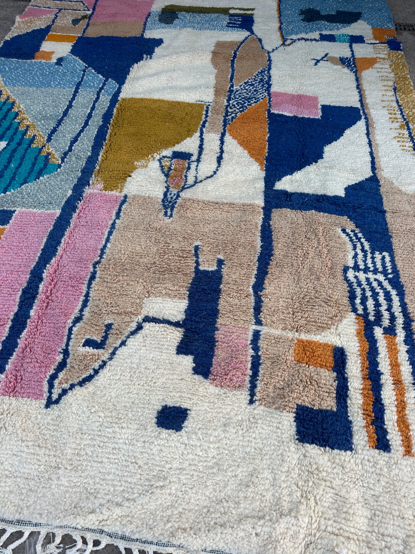 Handmade Beni Ouarain, size 350 x 250 cm ||