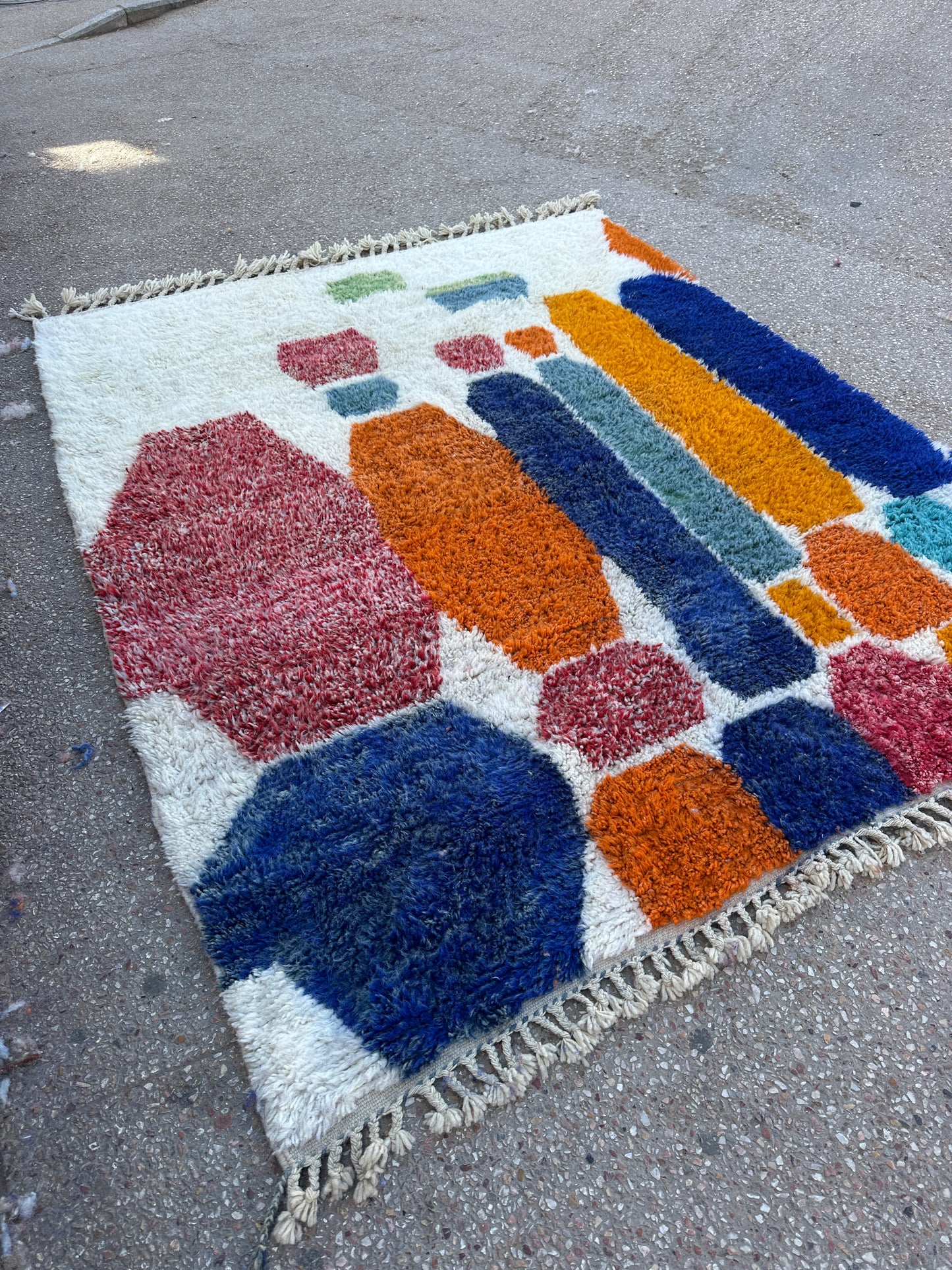 Azilal Rug, size 300 x 200 cm || 9.84 x 6.56 ft