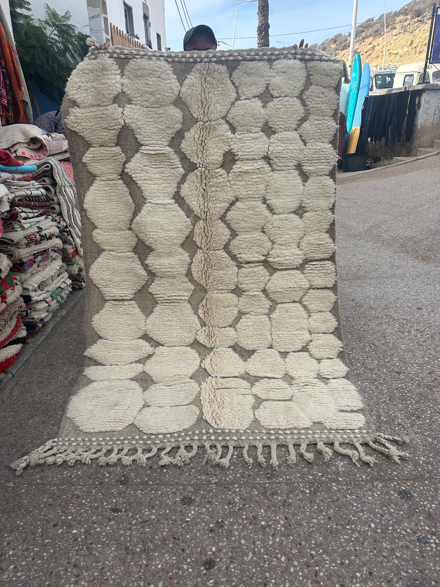 Beni Ouarain Rug size 250 x 150 cm || 8.2 x 4.92 ft