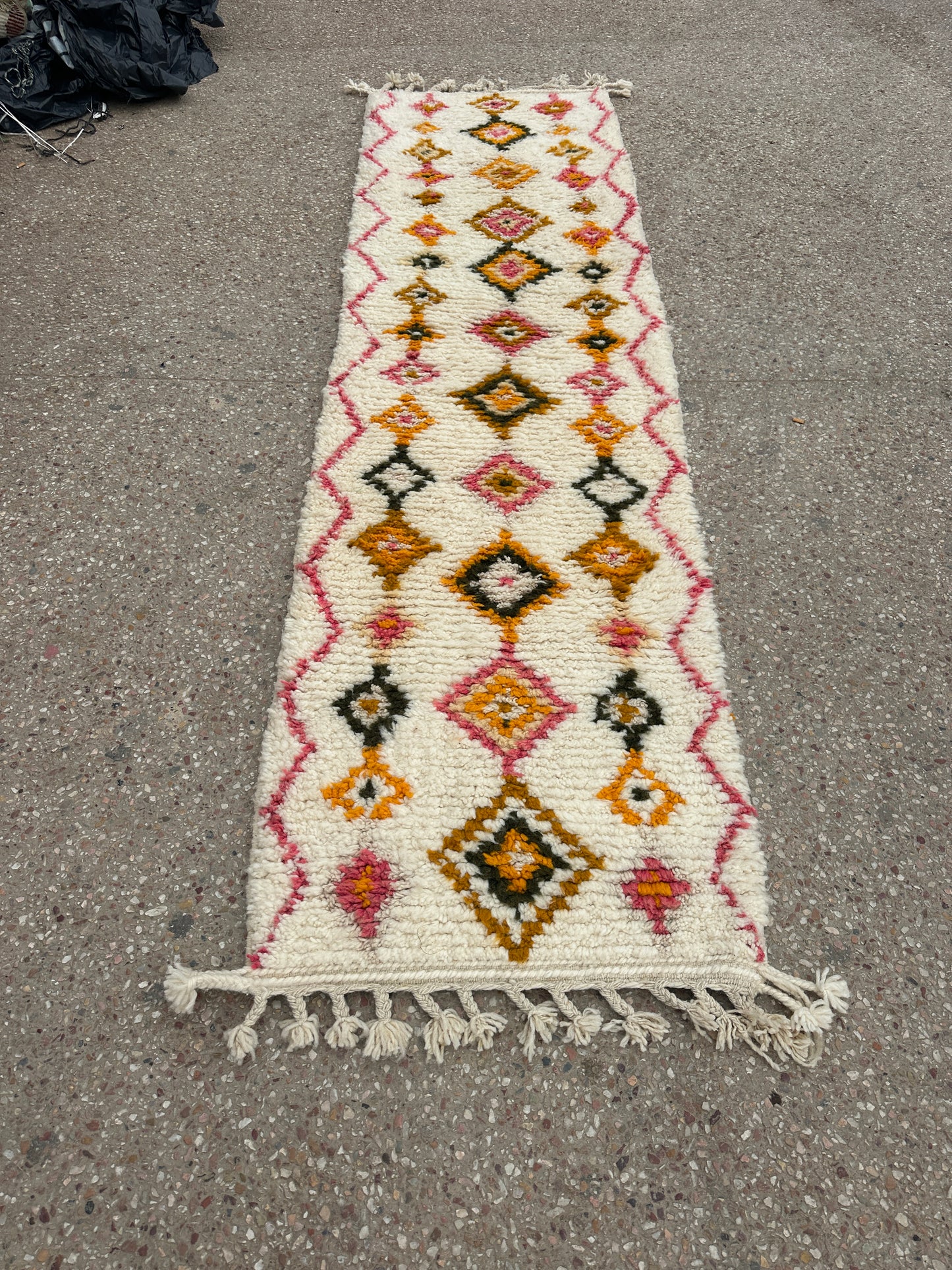 Carpet beni ourain size 300x80