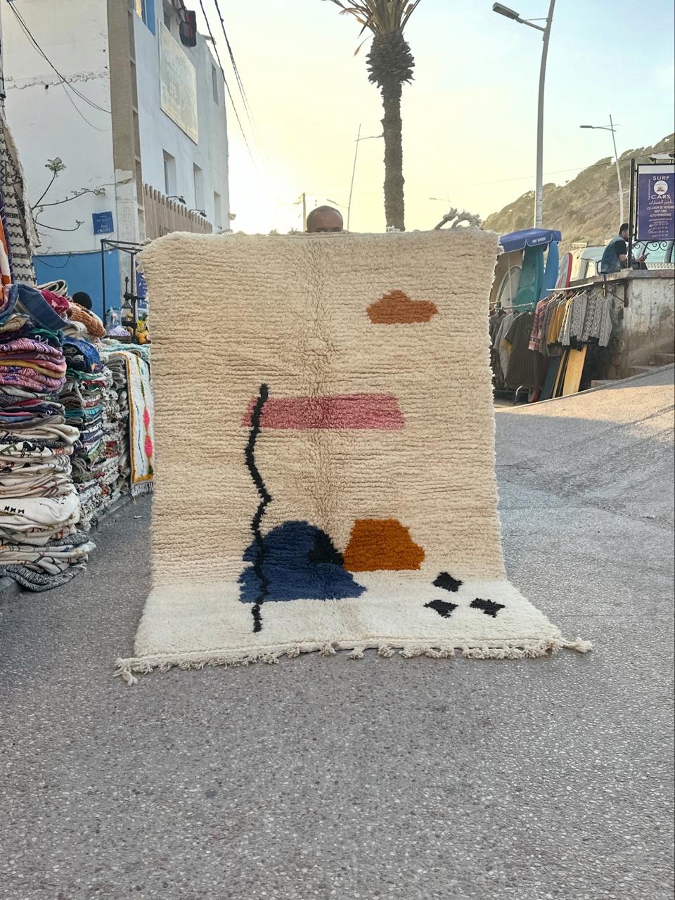 Handmade Beni Ouarain, size 250 x 150 cm || 8.2 x 4.92 ft