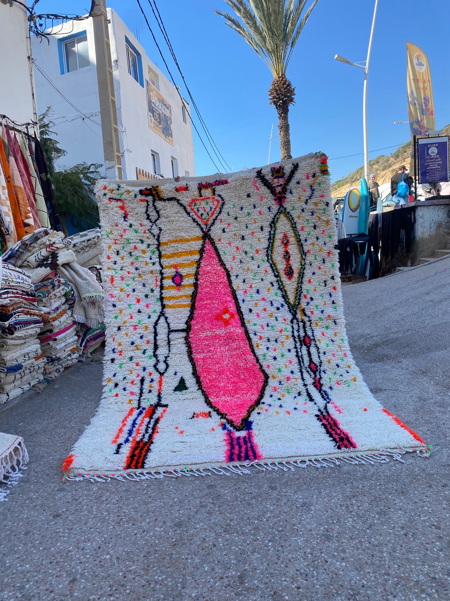 Handmade Azilal Rug, size 300 x 200 cm || 9.84 x 6.56 ft