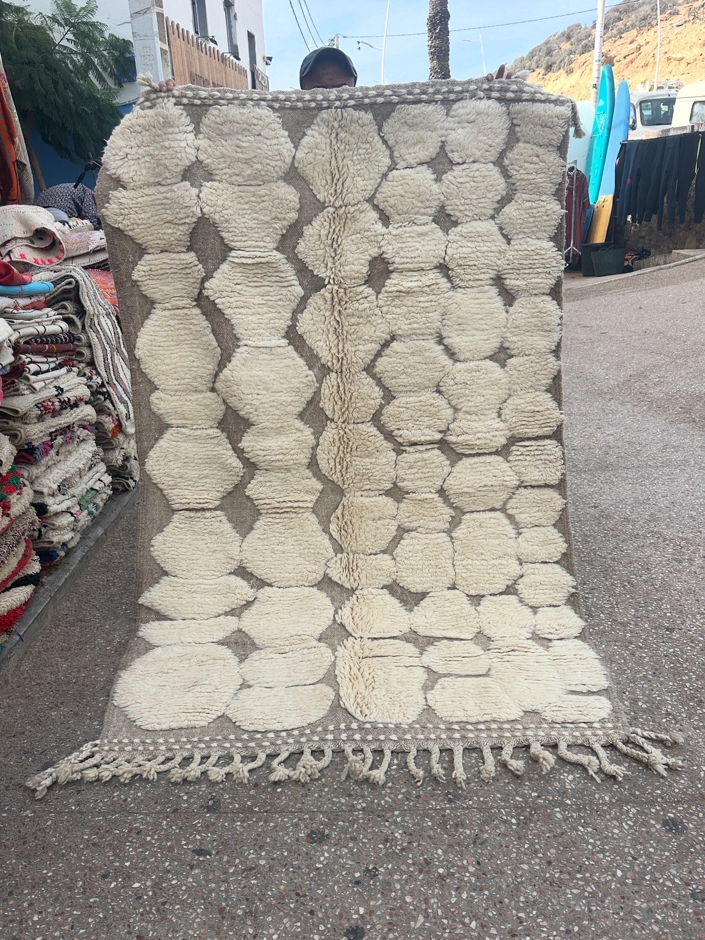 Beni Ouarain Rug size 250 x 150 cm || 8.2 x 4.92 ft