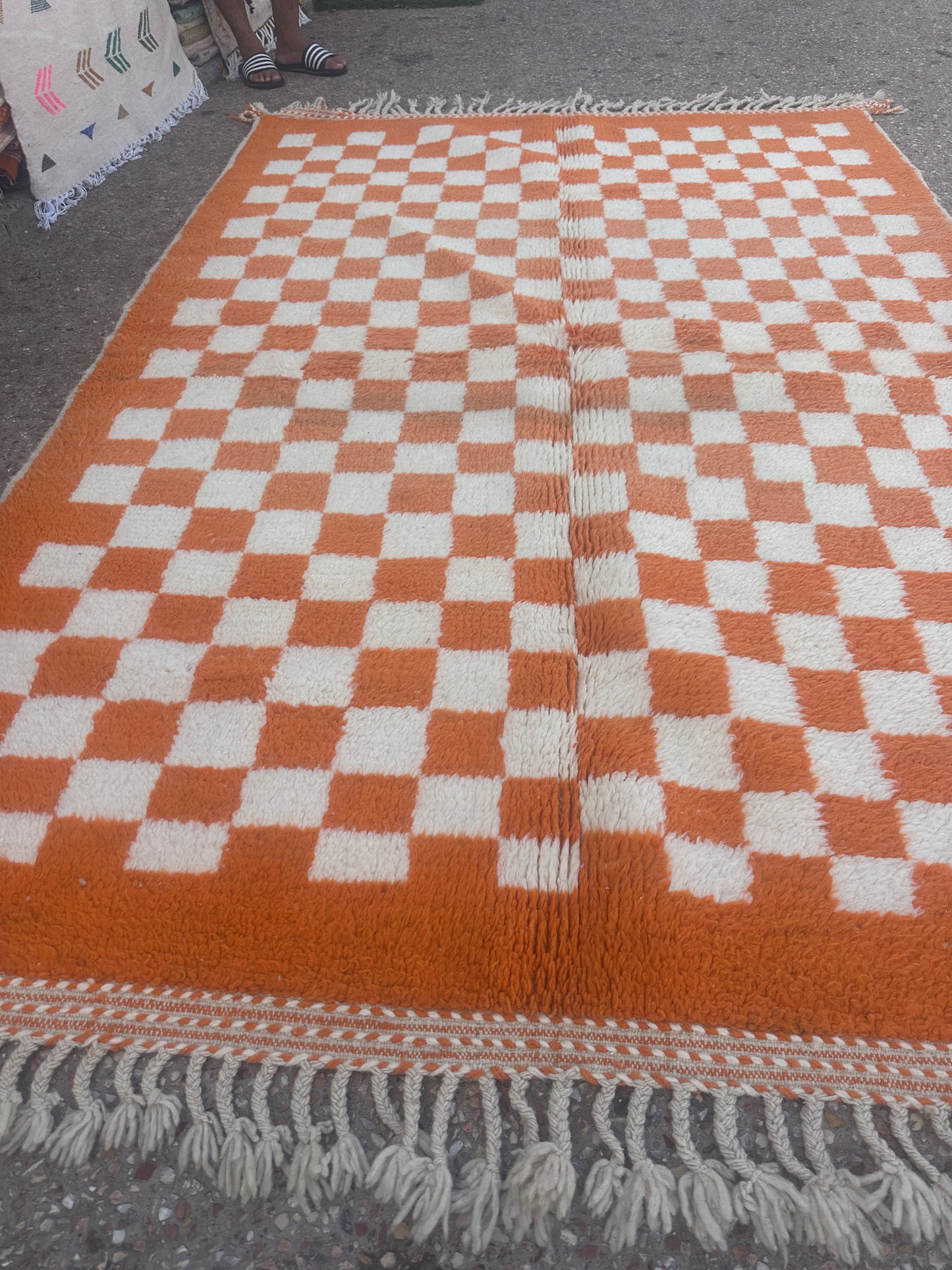 Handmade Azilal Rug, size 250 x 150 cm || 8.2 x 4.92 ft